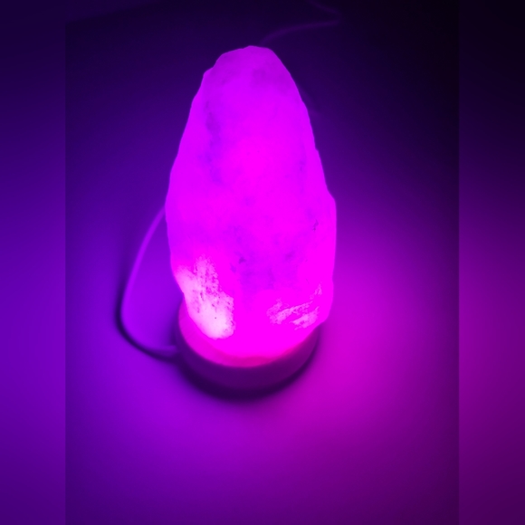 Variegated Color - Salt Lamp - Picture 9 of 16
